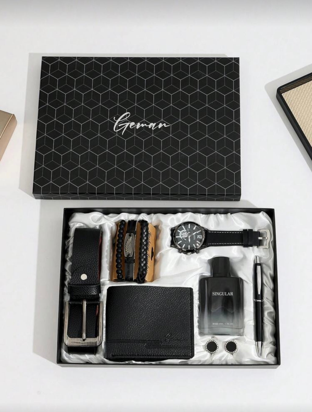 Bon&Bon Zakelijke Heren Geschenkset - Horloge, Parfum & Riem - Zwart