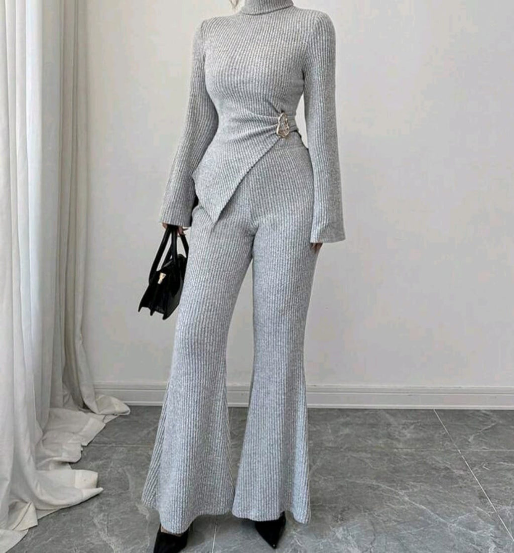 Bon&Bon 2-Delige Ribgebreide Set voor Dames - Zilver met Flare Mouwen