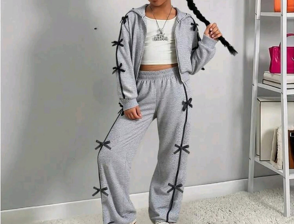 Bon&Bon Girls Winter Fashion Set – Silver Hooded Sweatshirt & Wide Leg Pants